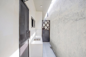 Casa Mia Hotel Suites by OYO Rooms