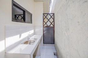 Casa Mia Hotel Suites by OYO Rooms