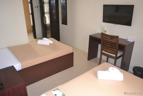 Columbus Plaza Hotel