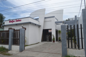 Dolyn Suites