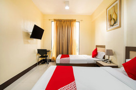 Driggs Suites by OYO Rooms