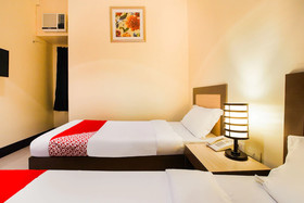 Driggs Suites by OYO Rooms
