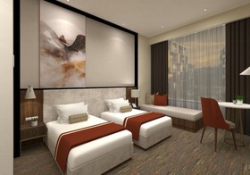Grand Summit Hotel