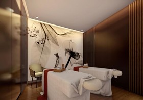 Grand Summit Hotel