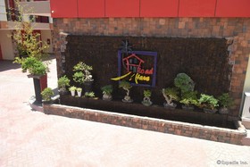 Roadhaus Hotel The Manny Pacquiao Hotel
