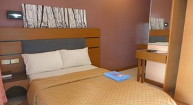 Rozen Suites Malakas