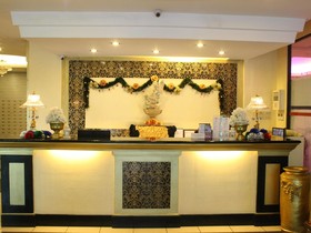 Plaza Alemania Hotel