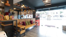 Bhive Hotel by RedDoorz