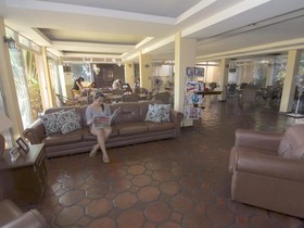 Chitos Hotel