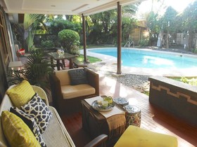 Chitos Hotel