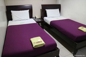 RedDoorz at City Corporate Inn Iloilo