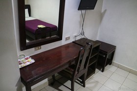 RedDoorz at City Corporate Inn Iloilo