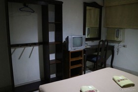 RedDoorz at City Corporate Inn Iloilo