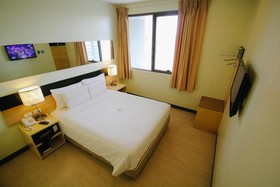 Go Hotels Iloilo