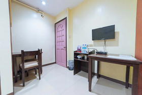 Iloilo Budget Inn by RedDoorz