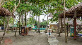 Iloilo Paraw Beach Resort by ZEN Rooms