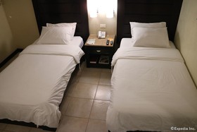 MO2 Westown Hotel Iloilo