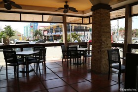 MO2 Westown Hotel Iloilo