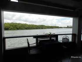 Regatta Hotel