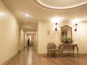 The Grand Dame Hotel