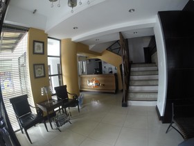 Urban Inn