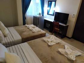 Venezia Suites Hotel