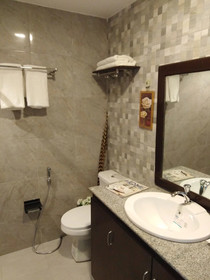 Venezia Suites Hotel