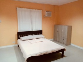 Rozay Travellers Inn