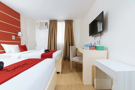 Hotel Metro by RedDoorz
