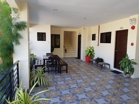 Laorenza Residences