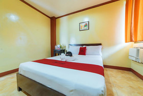 Starline Travellers Inn by RedDoorz