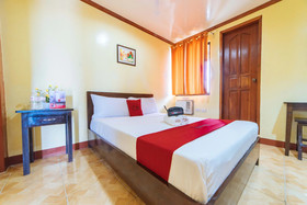 Starline Travellers Inn by RedDoorz