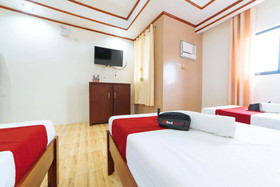 Starline Travellers Inn by RedDoorz