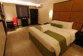 Island Cove Hotel and Leisure Park