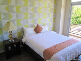 Lohas Airport Hotel