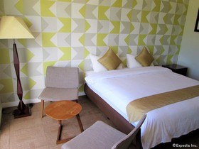Lohas Airport Hotel