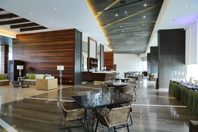 Arterra Hotel & Resort