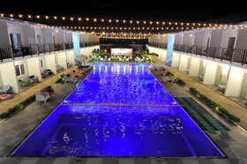 Casa Blu Hotel & Resort