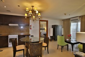 Crown Regency Suites & Residences Mactan