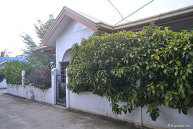 Dee GuestHouse