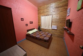 Dee GuestHouse