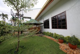 Dee GuestHouse