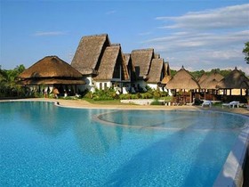 Dulcinea Hotel & Suites