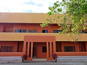 Hollywood Suites