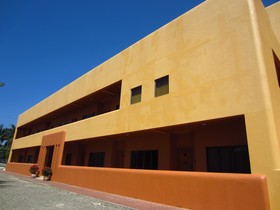 Hollywood Suites