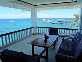 Kon Tiki Marina Suites