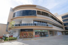 Mangrove Place and ResidencesbyHiverooms