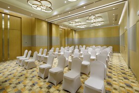 Savoy Hotel Mactan Newtown