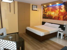 Dream Hotel