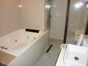 Dream Hotel